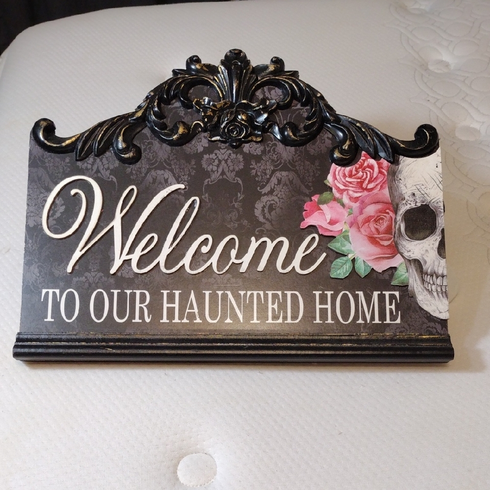Halloween Welcome Sign